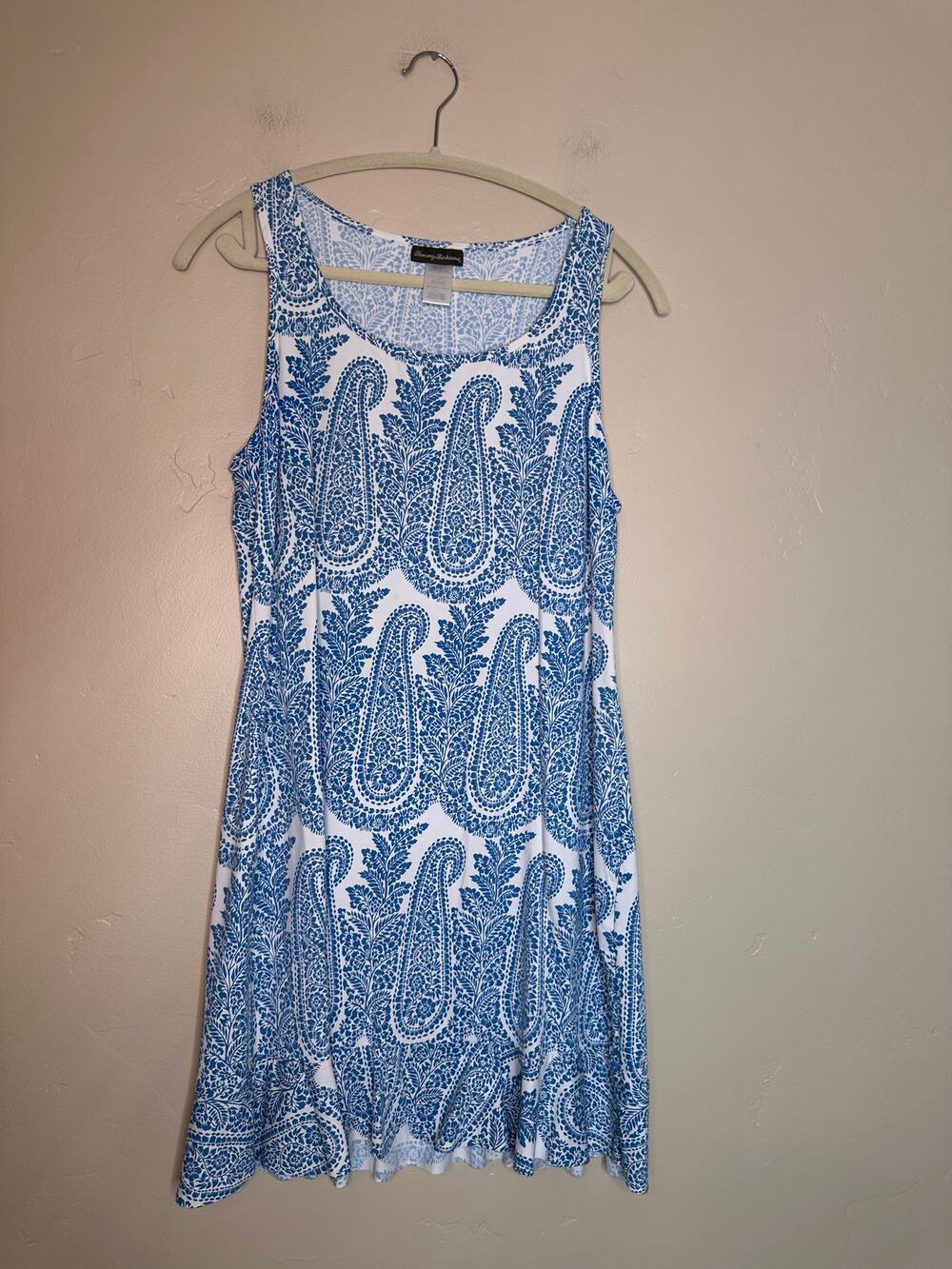 Tommy Bahama Blue and White Pattern Pull On Dress Large